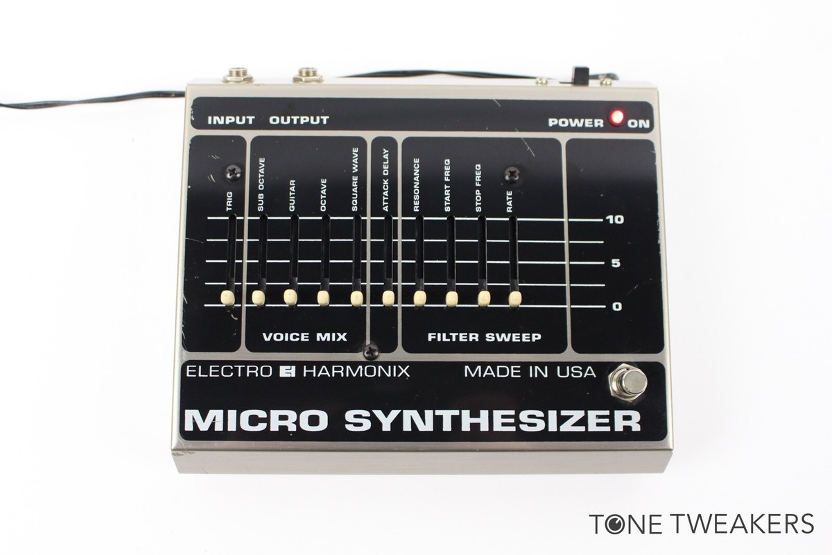 Electro-Harmonix Micro Synthesizer Effects Pedal guitar