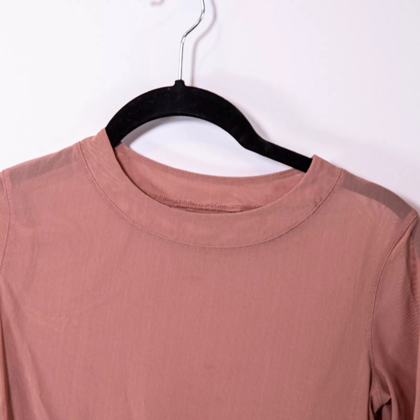alo-yoga semi sheer mesh crew neck long sleeve shirt