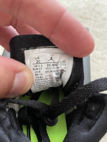 Air Jordan 1 Mid SE TD 'fai da te' taglia 2C DC4097-100 senza coperchio - Foto 7 di 8