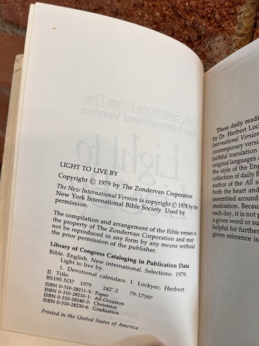 SIGNED 1979 “Light To Live By” by Herbert Lockyer PERSONAL COPY - Picture 7 of 8