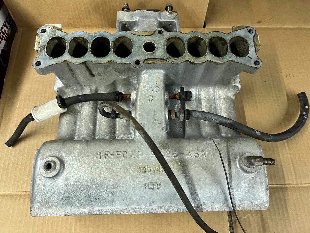 OMC Cobra / Volvo Penta 5.0L HO FORD Upper Intake Manifold