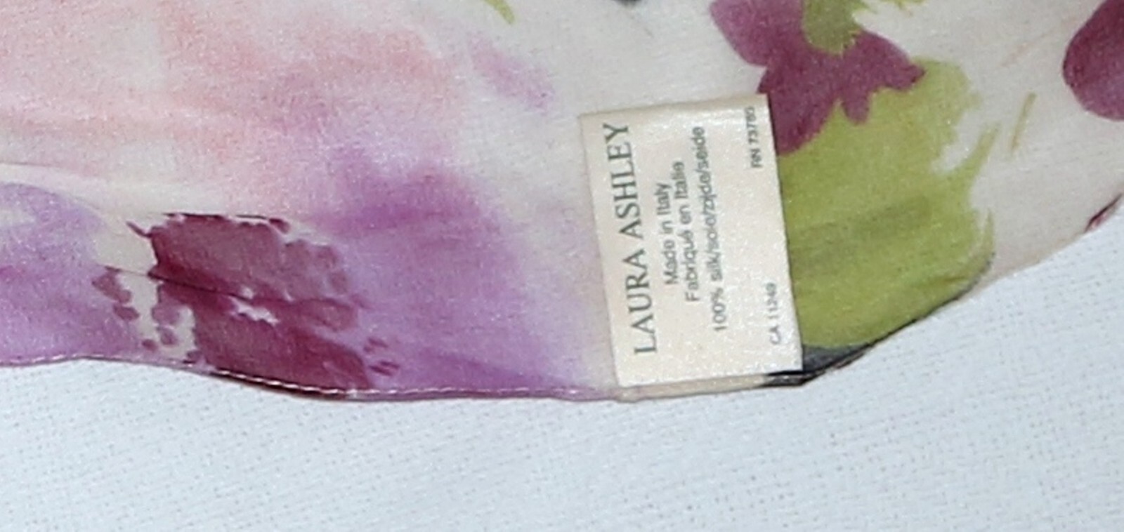 LAURA ASHLEY Sheer Ivory/Multi Rectangular Silk C… - image 8