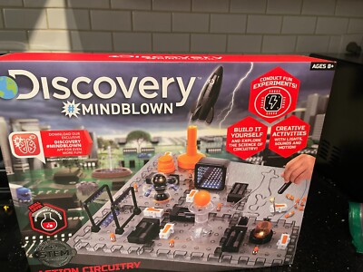 Discovery #MINDBLOWN Action Circuitry Electronic Experiment STEM