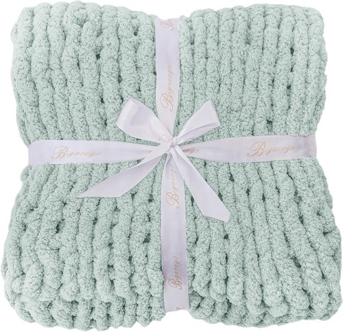 Versatile 40x40 Chunky Knit Throw Blanket - Mint, Perfect for Napping & Reading - Picture 10 of 10