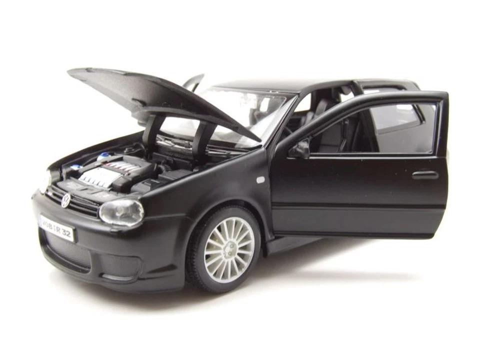 VW Golf 4 R32 matt schwarz Modellauto 1:24 Maisto - Bild 4 von 4