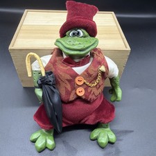 Russ Berrie Leopold Frog Lil Romantic Collection 2656 Shelf Sitter Plush
