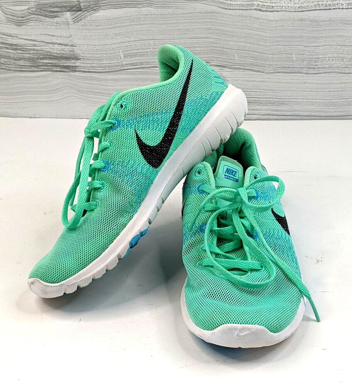 nike flex fury women's