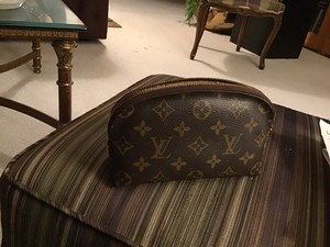 lv cosmetic case