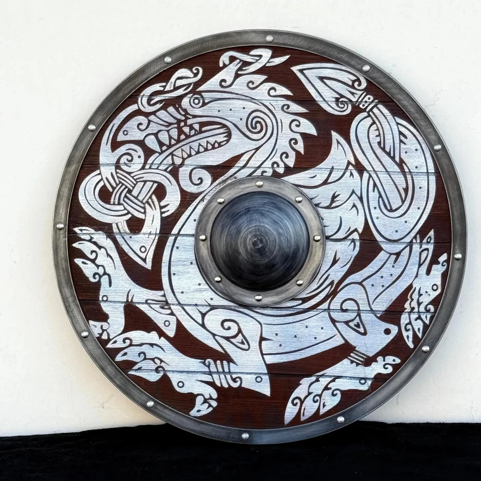 Escudo de madera gris King Fenrir | Auténtico escudo vikingo usado en batalla para nórdicos Foto 3 de 4