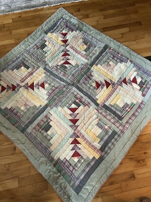 Patch Magic Vintage Log Cabin Primitive Wall Hanging or Lap Quilt Cutter