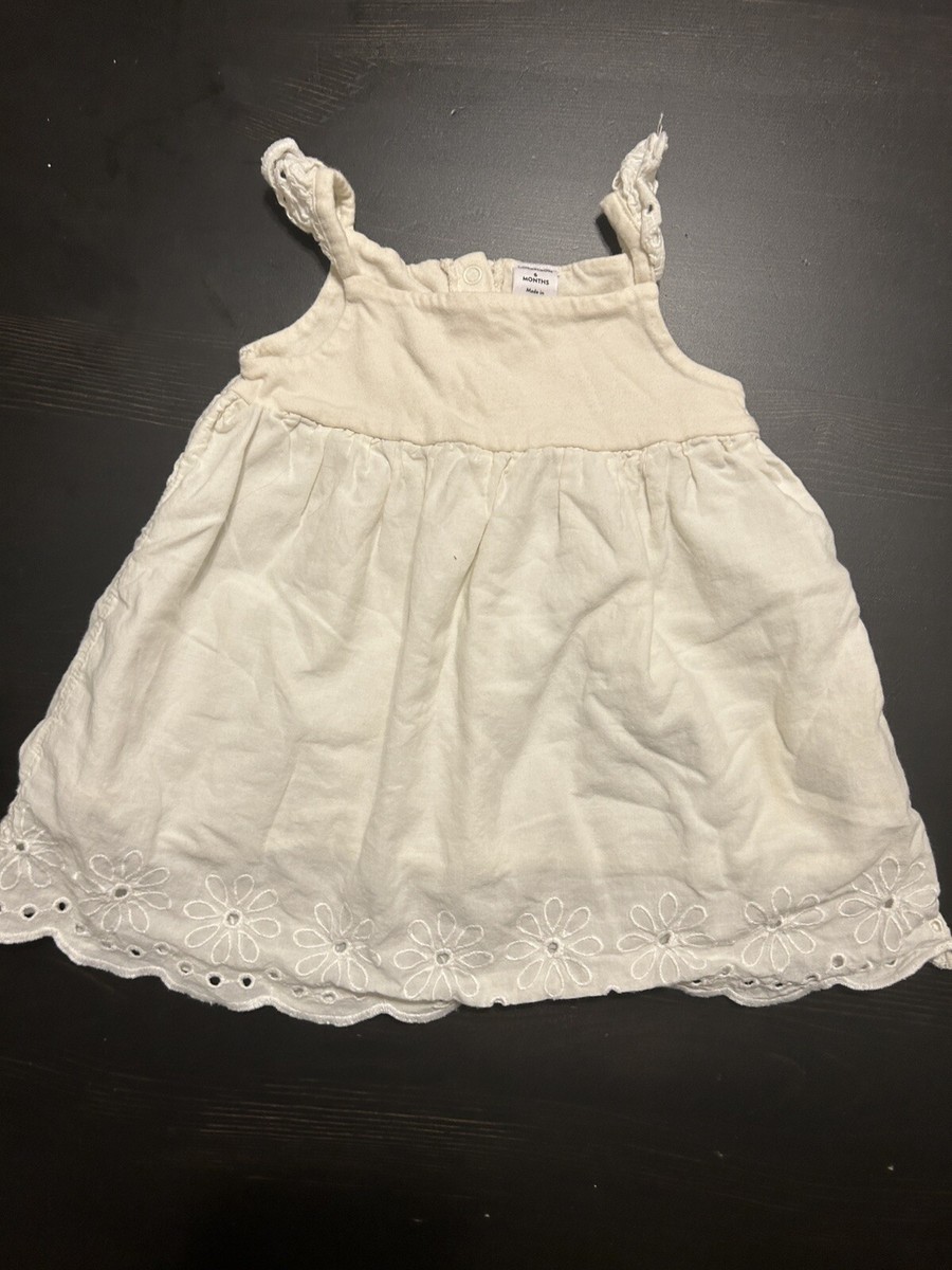 Nordstrom Baby Girl's White Eyelet Dress Size Months