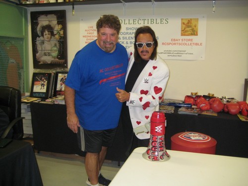 WRESTLING LEGEND "THE MOUTH OF THE SOUTH" JIMMY HART AUTOGRAPH 8X10 PHOTO W/COA - Picture 3 of 3