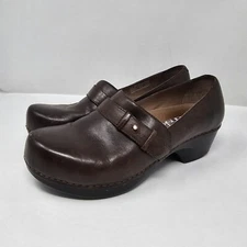 Dansko Women Size EU 38/ US 7.5 Brown Leather Clogs