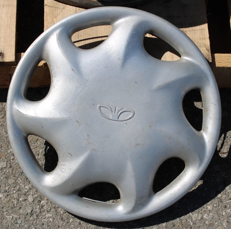 98 99 00 01 02 Daewoo Lanos OEM Wheel Cover Hubcap 14" 66500 96269528 Foto 2 de 4