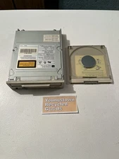 TOSHIBA XM-3501B CD-ROM DRIVE CADDY-LOAD 50-PIN SCSI 4X INTERNAL DRIVE W/ CADDY