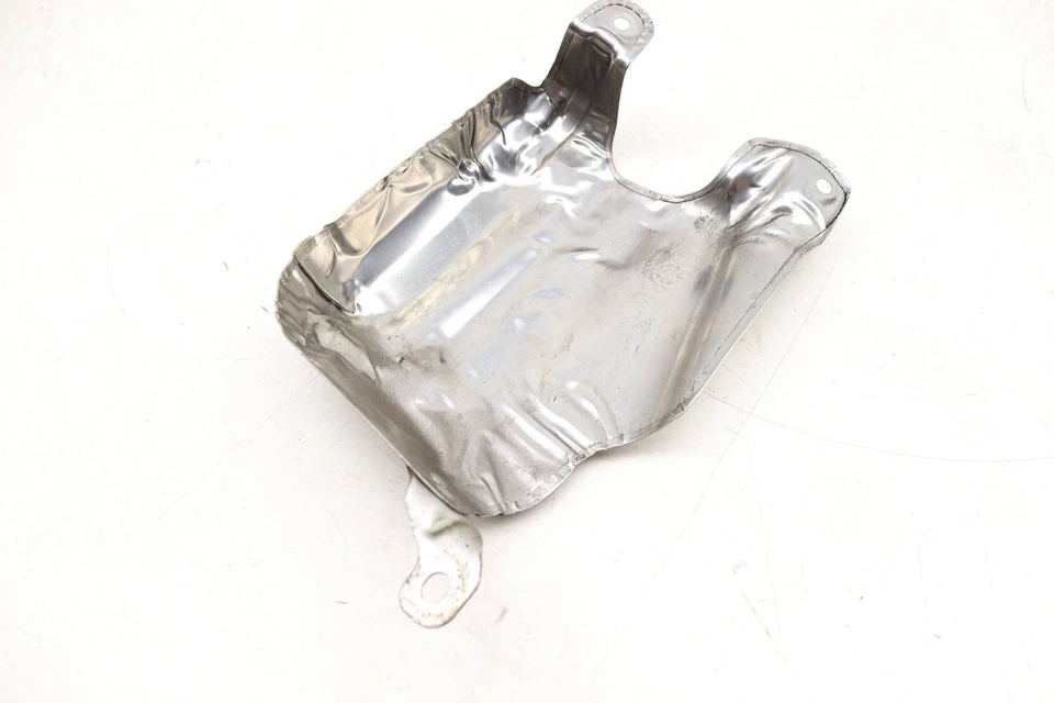 2013-2017 MERCEDES-BENZ S500 — теплозащитный экран стартера / крышка 2781500175 - Изображение 2 из 4