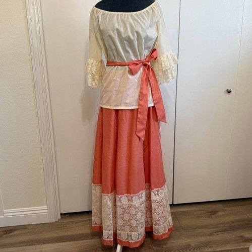 VINTAGE 70s Maximalist Prairie Boho Peach Set 2 piece blouse & maxi skirt/tie