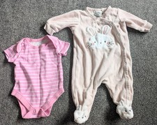 H&M and Matalan New born x2 baby clothes for 0-3 months - Excellent condition
