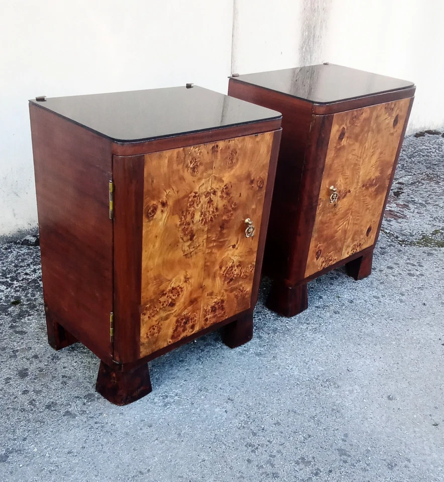 Par de mesitas de noche vintage de mediados de siglo Art Decò mesita de noche caoba Italia años 30 Foto 2 de 4