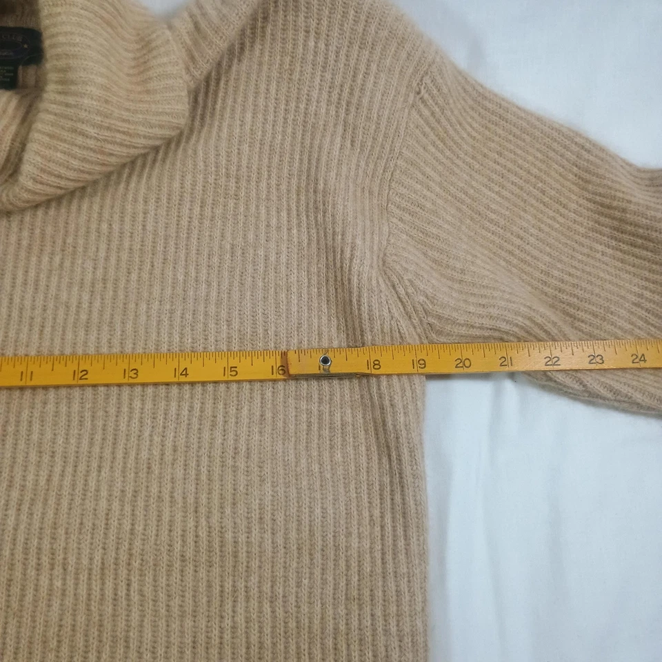 Suéter Charter Club Vintage Años 90 Para Mujer Mediano Beige Cuello Alto Lana de Cordero Angora Foto 4 de 4