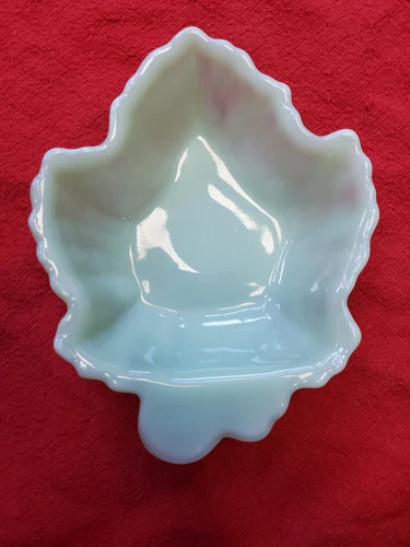 Vtg  Anchor Hocking Fire King Jadeite Maple Leaf Candy Dish 6.5” -7”