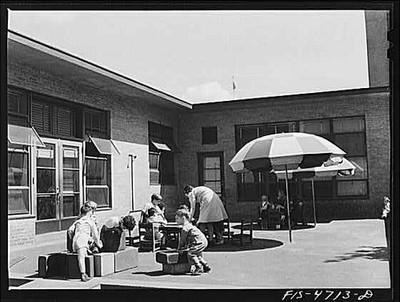 Photo:Queens New York Queensbridge Housing 1940s Nursery School Courtyard