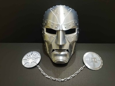 Dr Doom Mask & Medallions - Movie Accurate cosplay