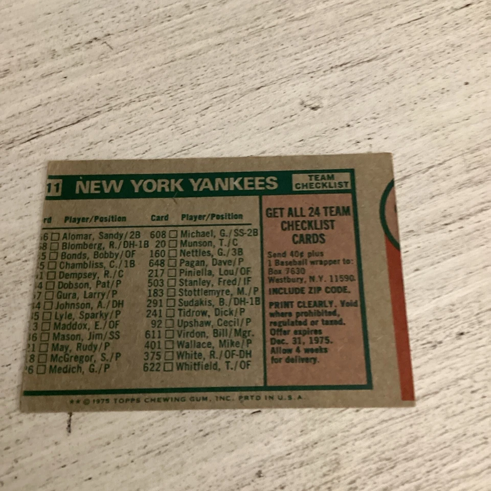 Equipo de los Yankees mal impreso 1975 Foto 2 de 4
