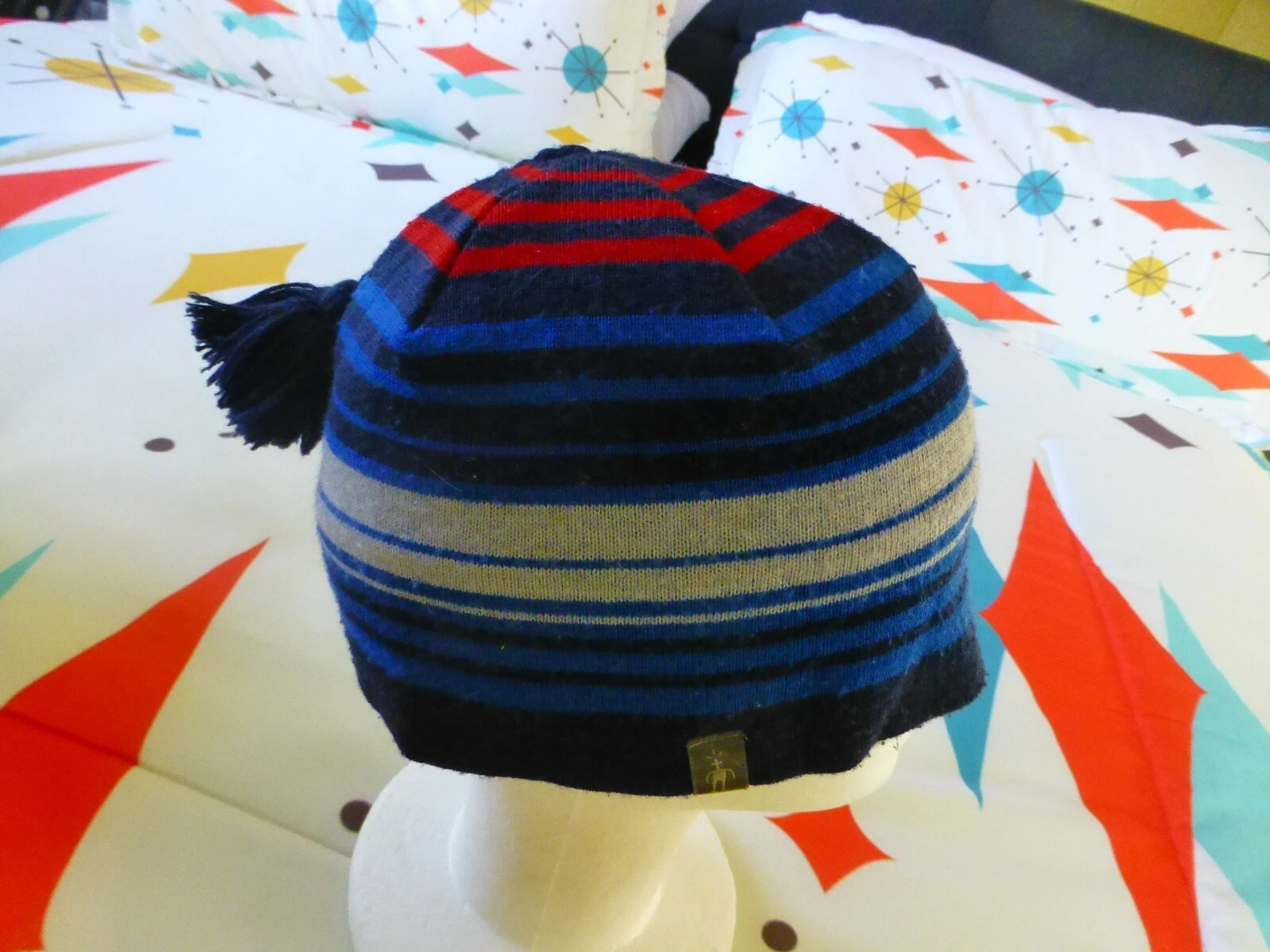 smartwool merino wool blend logo beanie with tassel 