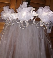 Vtg Bridal Veil Pearl, Rhinestone, Silk Rose Headpiece 2-Tier Fingertip Net Veil