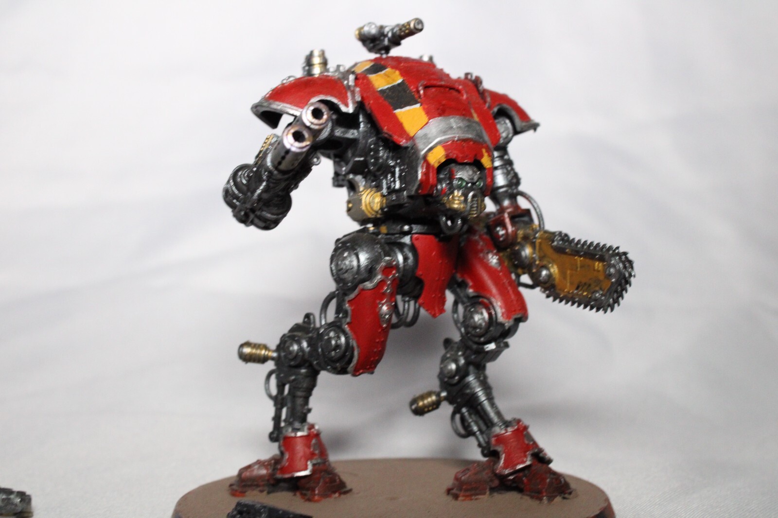 2 Imperial Knight Armiger Warglaives painted House Raven Warhammer 40k Wardogs! eBay
