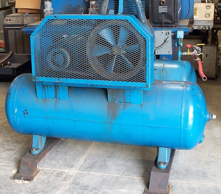 #10031: Quincy 10 HP Two Stage Air Compressor