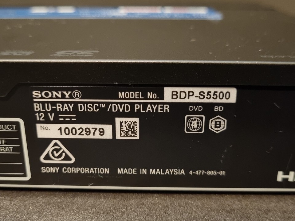 SONY BDPS5500 Streaming 3D Bluray Disc DVD Player BuiltIn WiFi