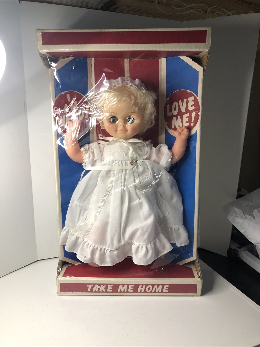 Vintage Lovable Wendy Doll In Christening Gown Original Box Made
