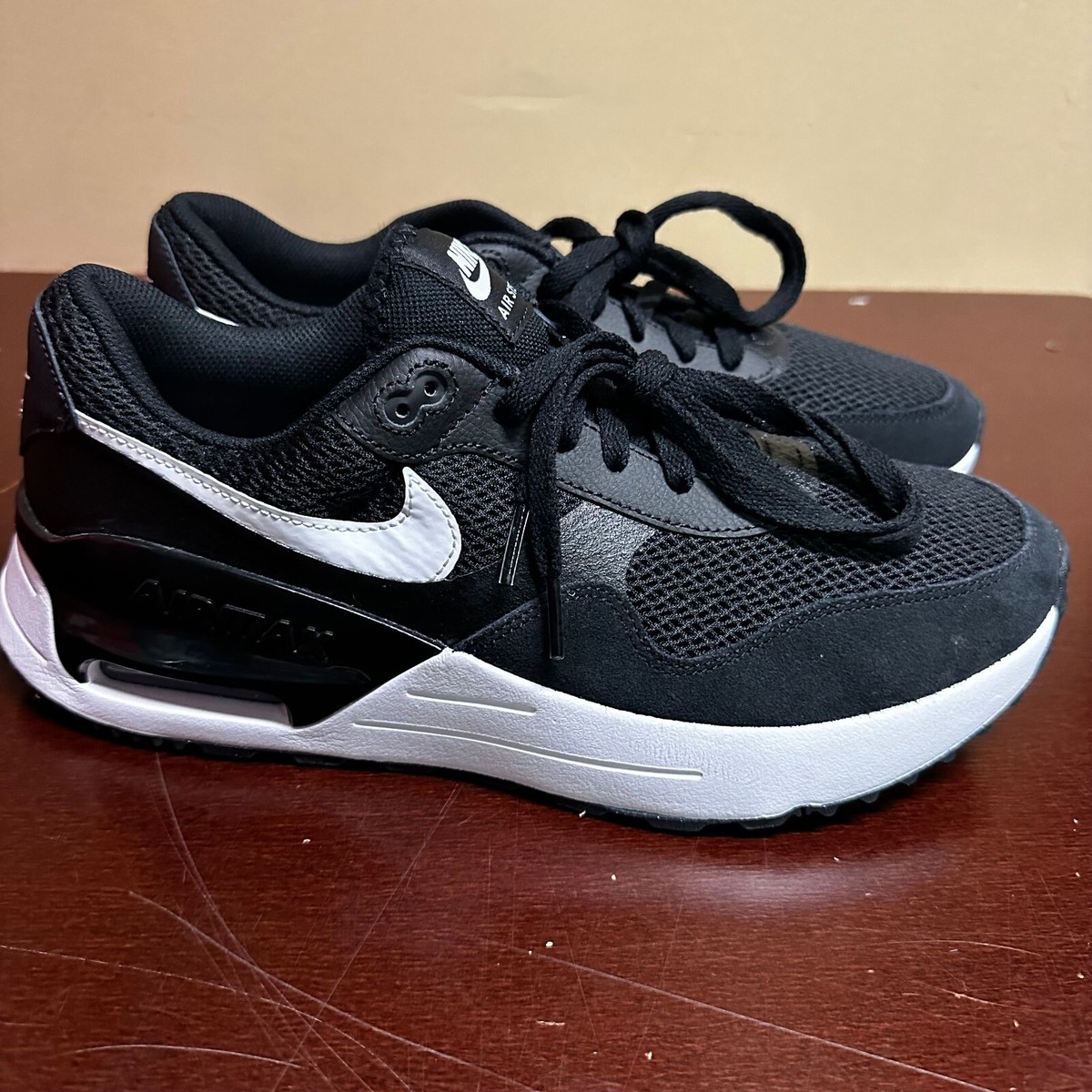 Nike Men’s Black and White Athletic Air Max-Style Sneakers Amazon.com | Essential Air Max 1 - White, Black, Summit  main image 3