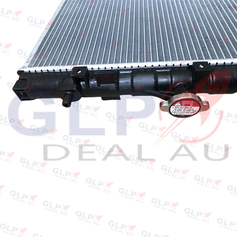 Radiator for KIA Carnival / Grand Carnival VQ 2.7L 3.8L V6 2006-2011 Manual only - image 2 of 4