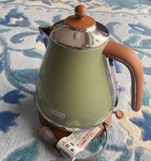 Delonghi Electric Kettle 1.0L KBOV1200J GR Olive AC100 Japan Free