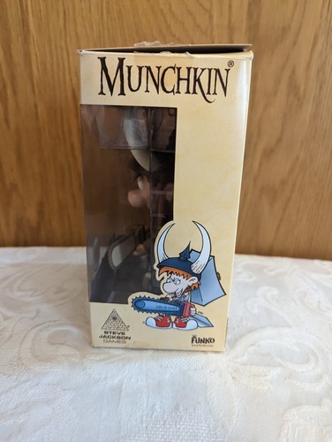 FUNKO VINYL FIGURE MUNCHKIN EXCLUSIVE DOPPEL SPYKE WITH CARD-Steve Jackson Games - Picture 2 of 8