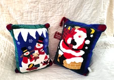 2  Holiday Santa Claus Throw Pillow Christmas Holiday NWT Nostalgic