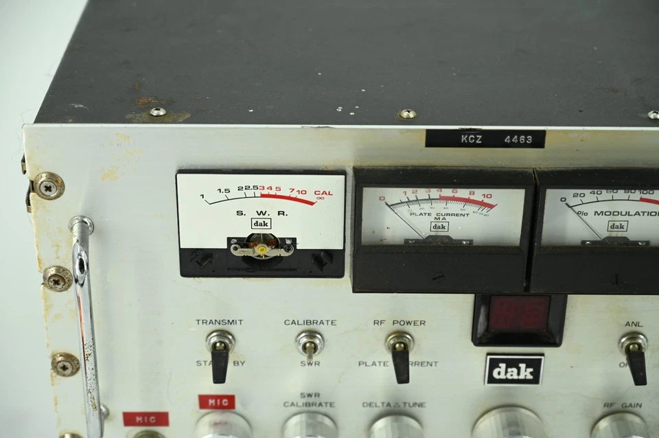 Estación base de radioteléfono DAK Mark IX de colección Foto 2 de 4