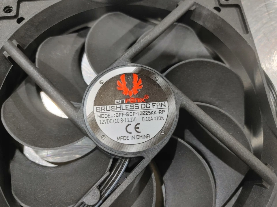 GOOD CONDITION Lot of 2 BitFenix 120mm 12V PC Case Fans Black - Image 3 of 3