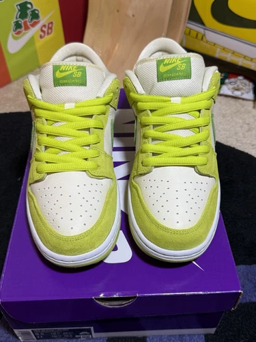 NIKE SB DUNK LOW SOUR APPLE SKATE NEW RARE DS AUTHENTIC US 9.5 DM0807 300
