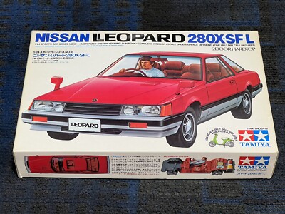 Tamiya Datsun Nissan Leopard 280X SF-L 1/24 model & Honda Tact Scooter