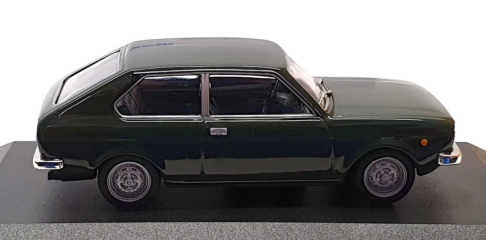 Altaya 1/43 Scale Diecast 150962 - 1977 Seat 128 - Green - Image 3 of 4