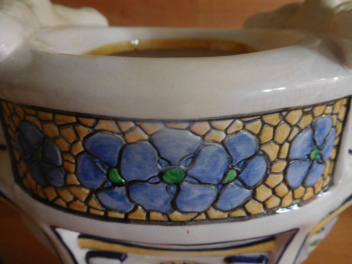 RARE AUSTRIAN ART NOUVEAU ERNST WAHLISS AMPHORA FIGURAL VASE - Picture 18 of 21