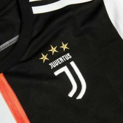 ADIDAS CRISTIANO RONALDO JUVENTUS UEFA CHAMPIONS LEAGUE HOME ADIDAS CRISTIANO RONALDO JUVENTUS UEFA CHAMPIONS LEAGUE HOME