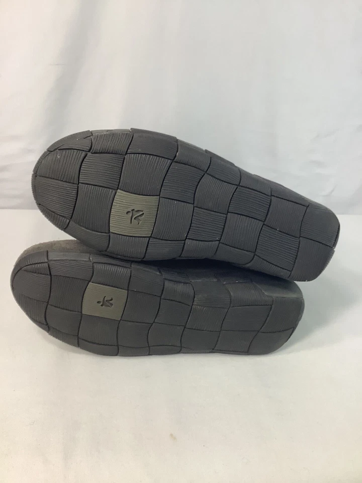 Botas altas impermeables Cushe Quilty Conscience cremallera lateral para mujer 9 EE. UU. Foto 4 de 4