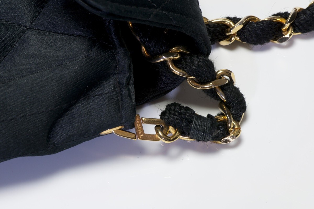 ◆希少◆VINTAGE◆【CHANEL】1990*サテン*クラッチバッグ Vintage 1990's CHANEL Paris CC Black Quilted Satin Crystal