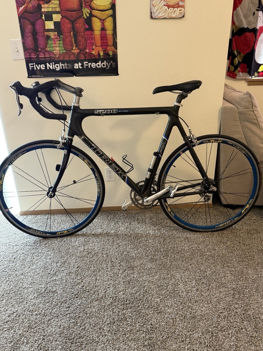 Trek 5200, OCLV 120 Carbon Fiber Road Bike, 62cm with original