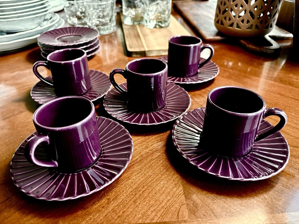 Juego de tazas y platillos espresso italianos Demitasse de colección borgoña púrpura? Set 5 Foto 4 de 4